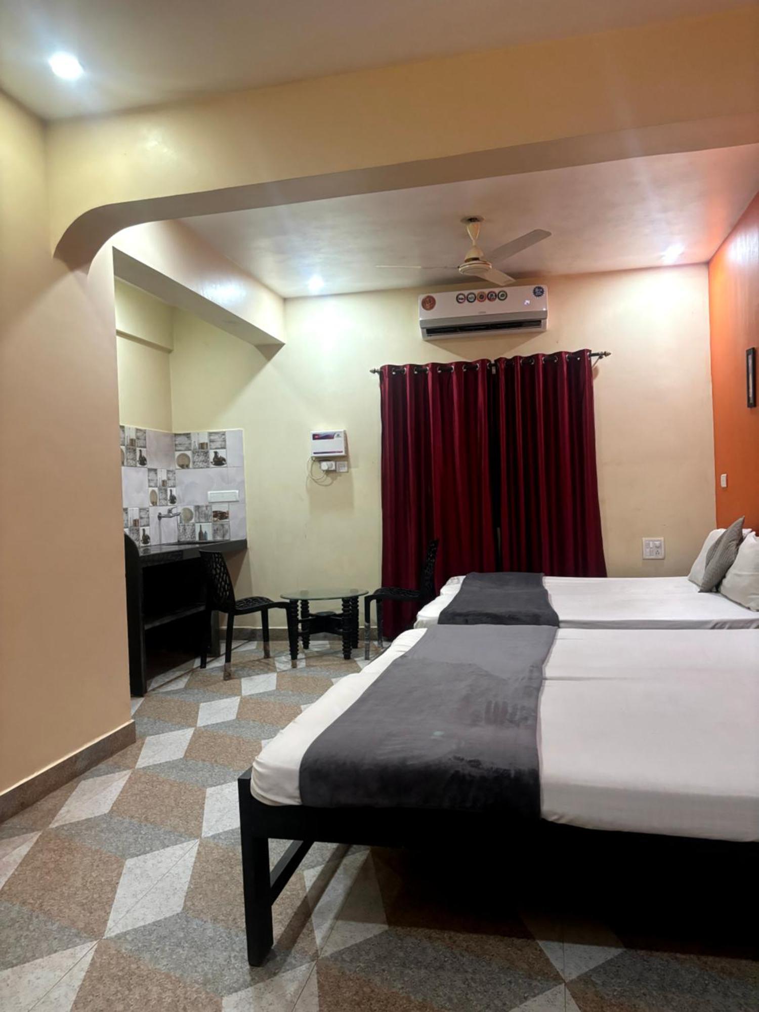 Hotel Harmony By Heaven Calangute Exterior foto